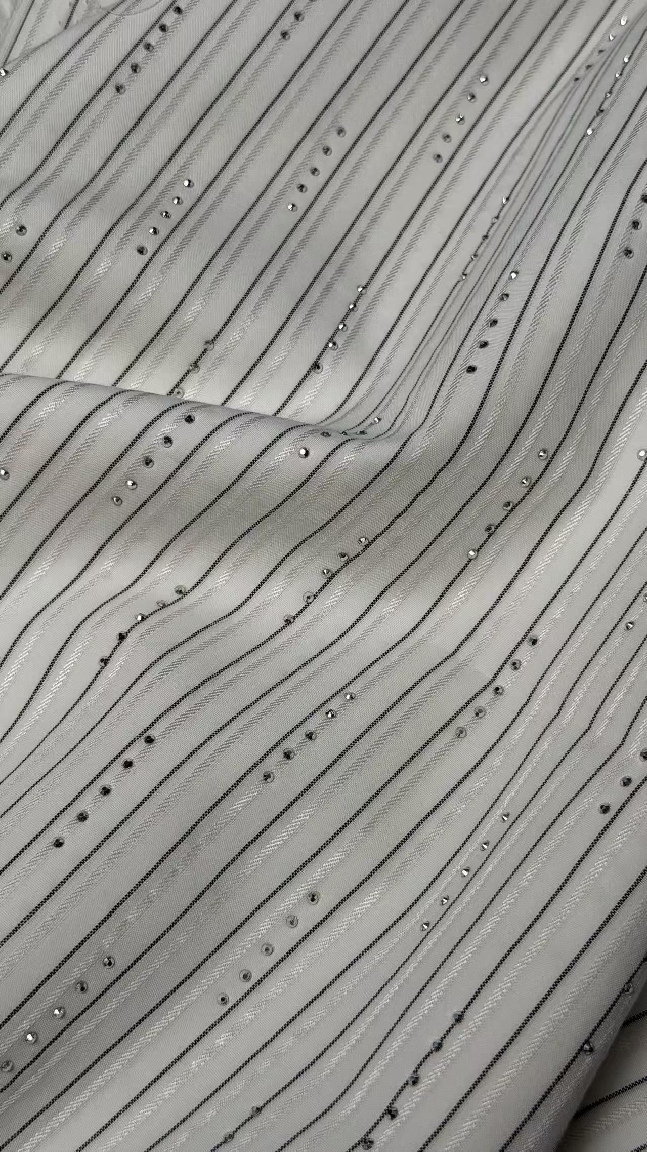 FP81898 | Crisp shape-retaining weave | Dress