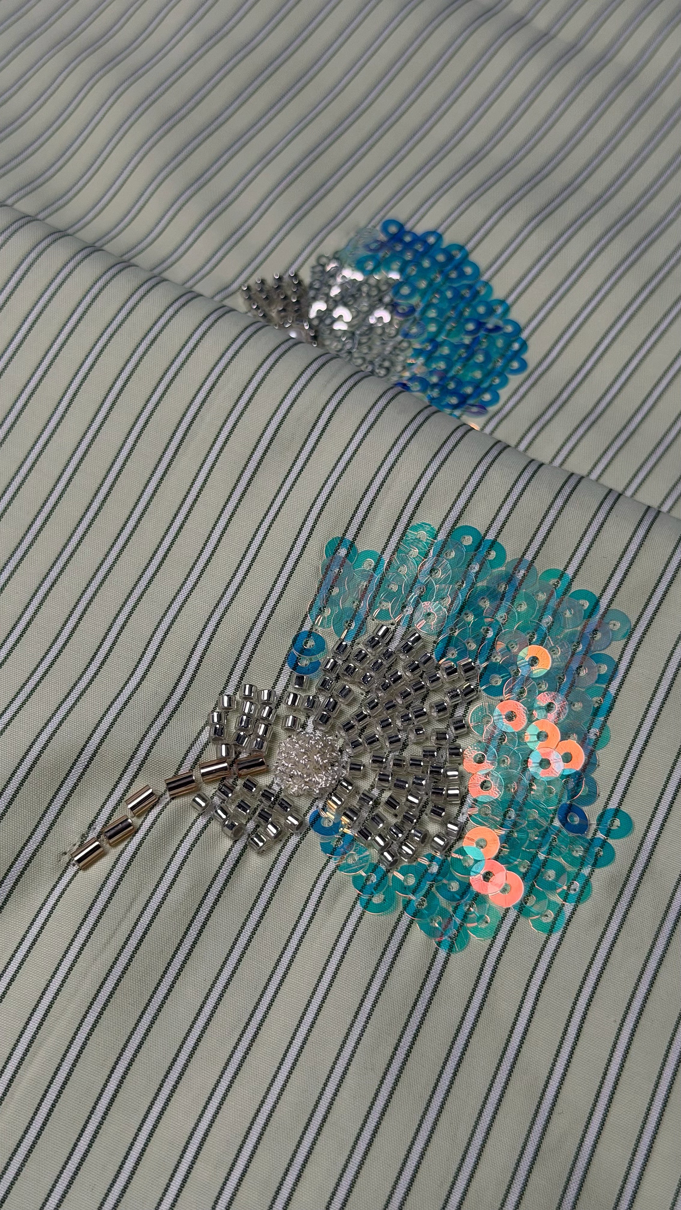 FP81897 | Crisp shape-retaining weave | Dress