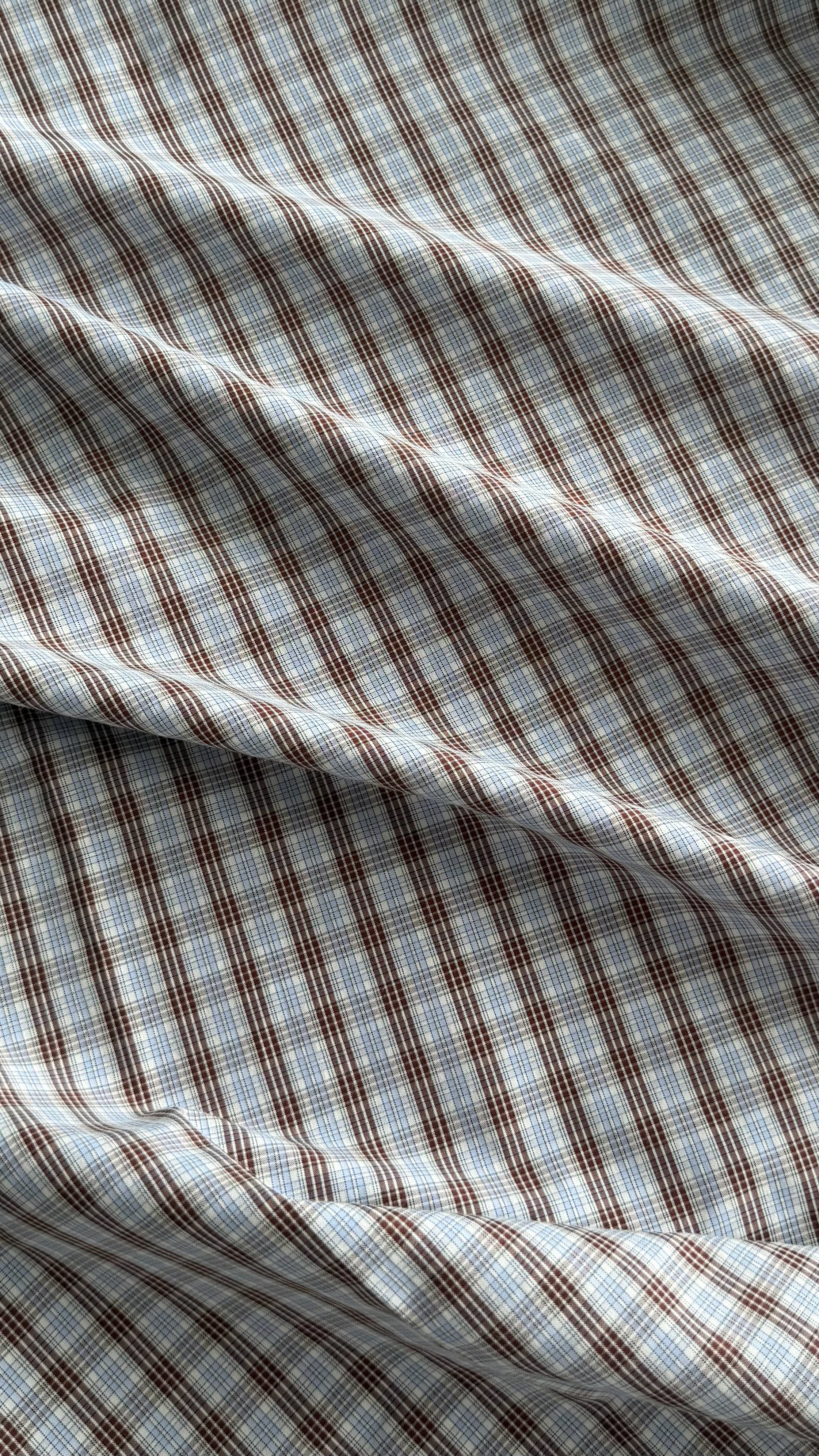 FP71968 | Crisp shape-retaining weave | Dress